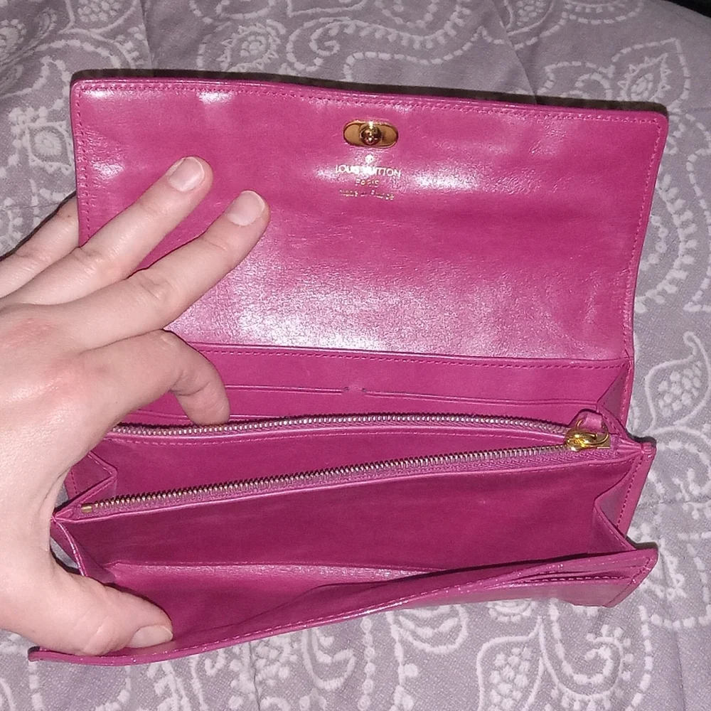 RARE Louis Vuitton LIMITED EDITION Scarf Chain Print Wallet HOT PINK
